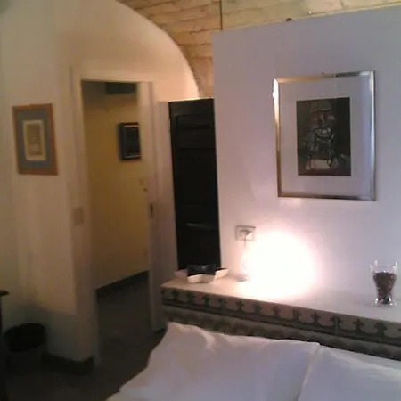 Oda ve Kahvaltı Villino Corbelli 4*