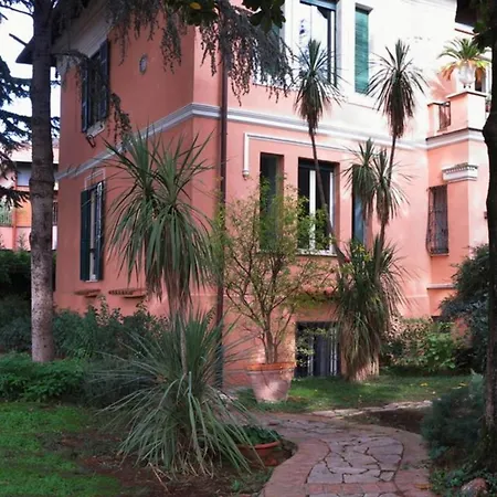 Bed & Breakfast Villino Corbelli Roma